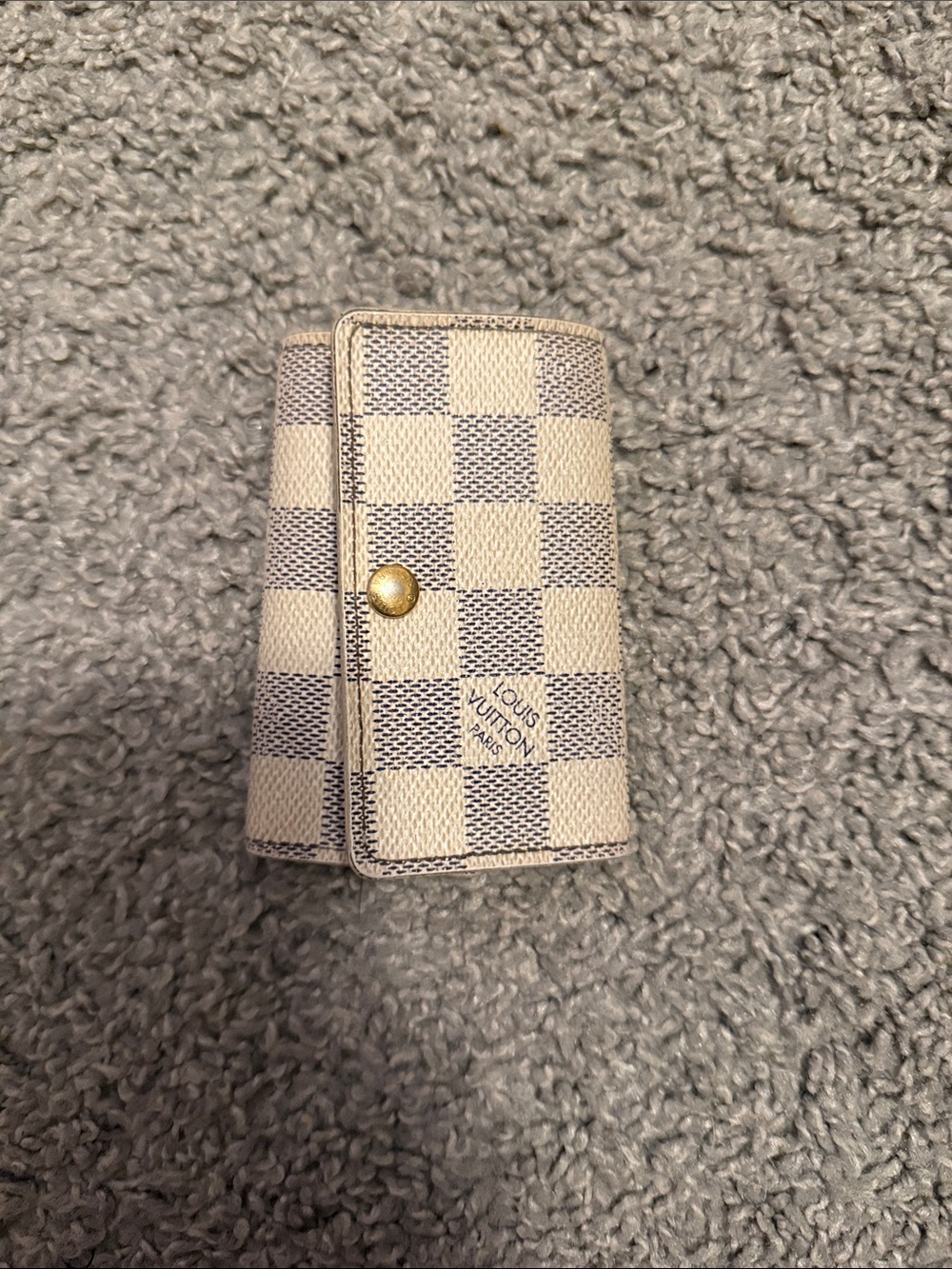 Louis Vuitton Damier Azur Key & Card Holder in Beige and Light Blue